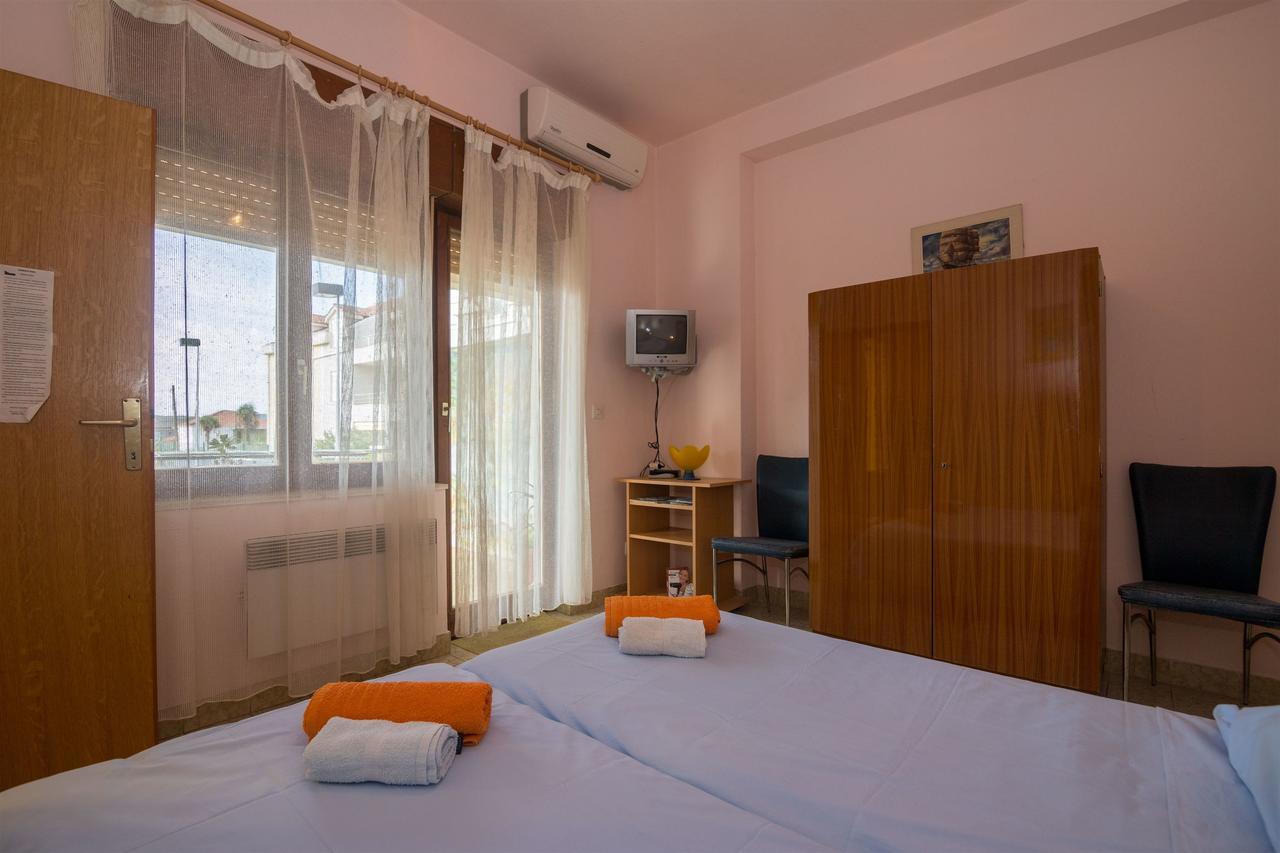 Apartments Ante Kaštela Esterno foto